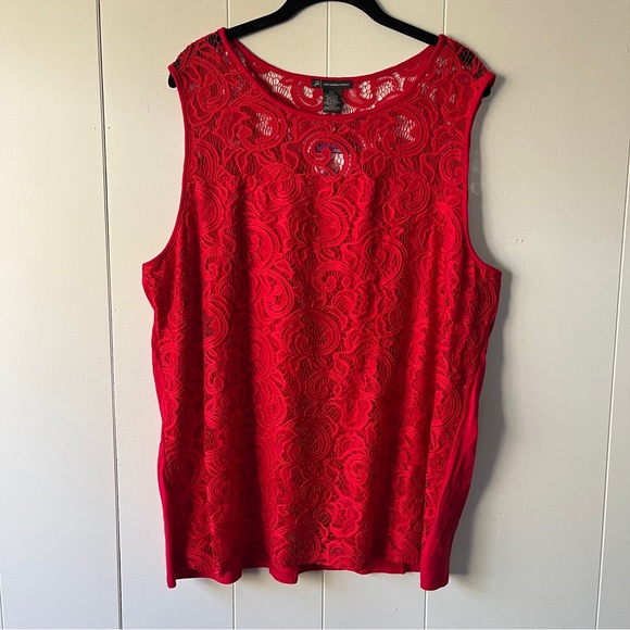 Lace Front Tank - Picture 2 of 3